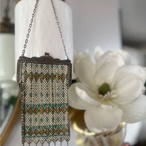 👉 “1920s Mandalian enamel mesh purse